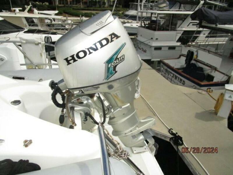 49' DeFever tender outboard2