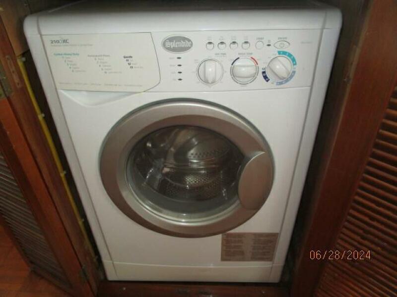 49' DeFever washer-dryer