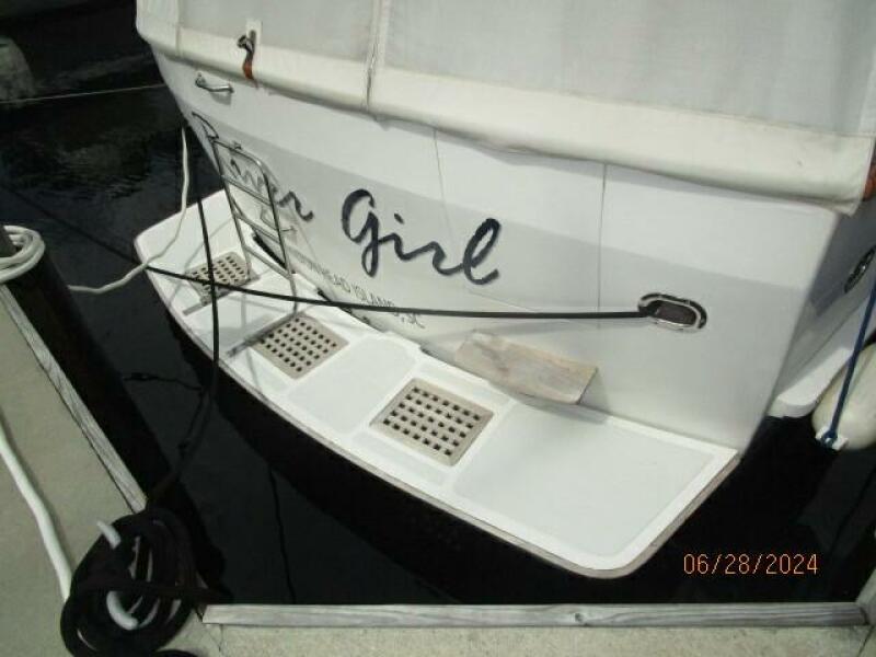 49' DeFever swimplatform
