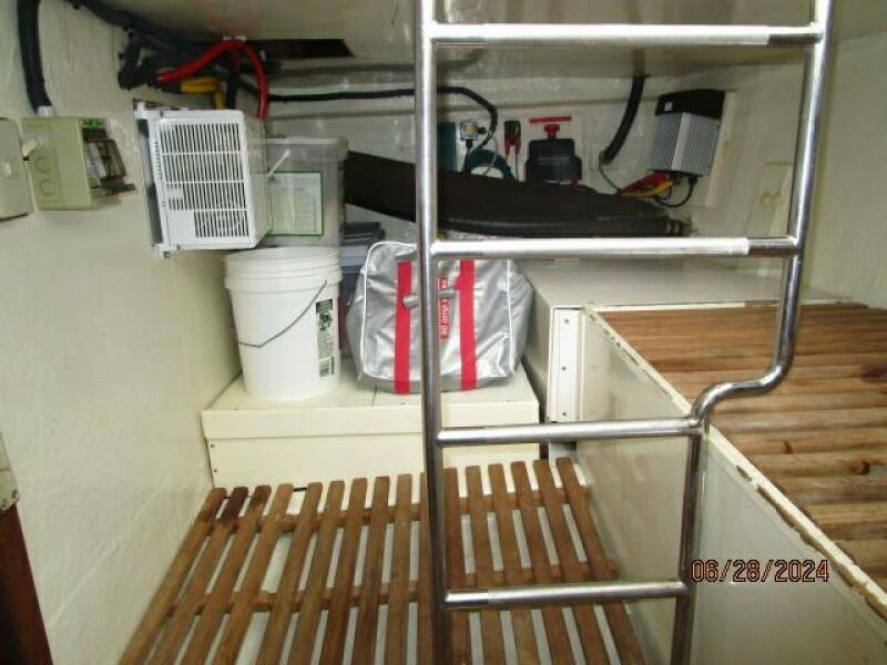 49' DeFever lazarette starboard