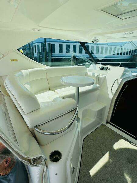 Why Knot 39ft Tiara Yachts Yacht For Sale