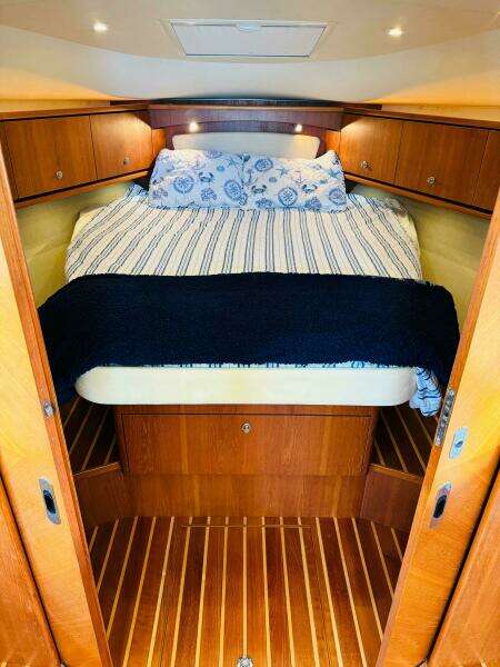 Why Knot 39ft Tiara Yachts Yacht For Sale