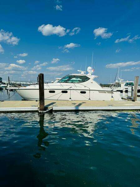 Why Knot 39ft Tiara Yachts Yacht For Sale