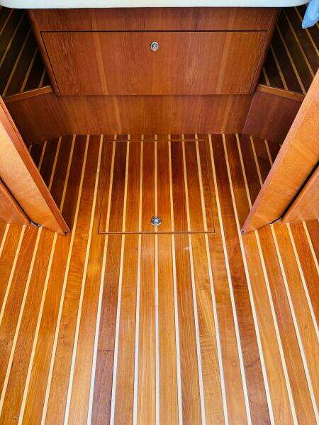 Why Knot 39ft Tiara Yachts Yacht For Sale