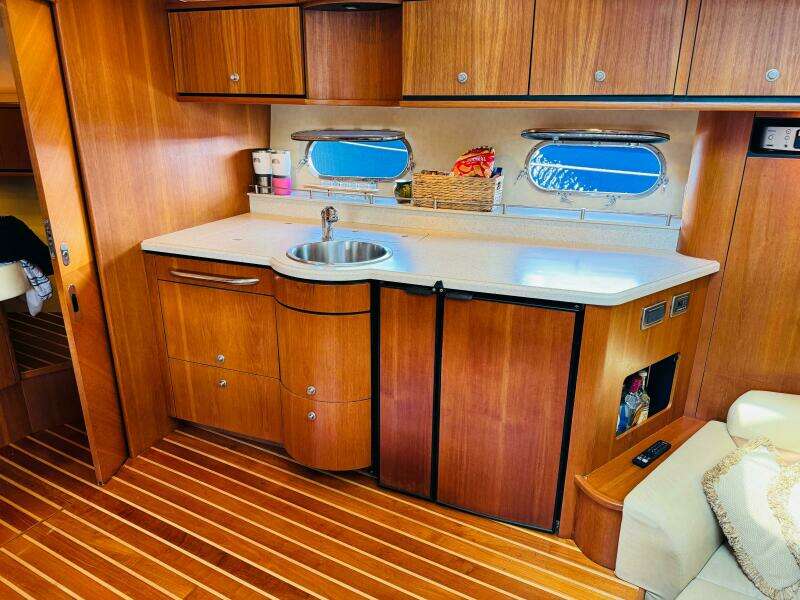 Why Knot 39ft Tiara Yachts Yacht For Sale
