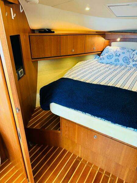 Why Knot 39ft Tiara Yachts Yacht For Sale