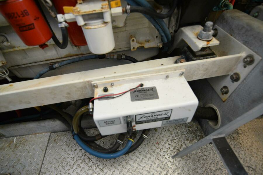 NAUTI  DOGZ 43ft Silverton Yacht For Sale