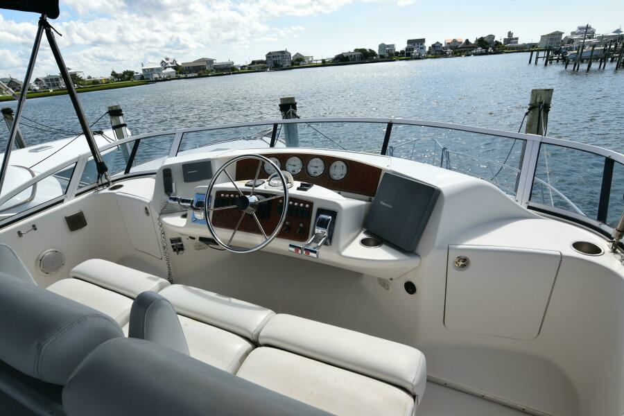 NAUTI  DOGZ 43ft Silverton Yacht For Sale