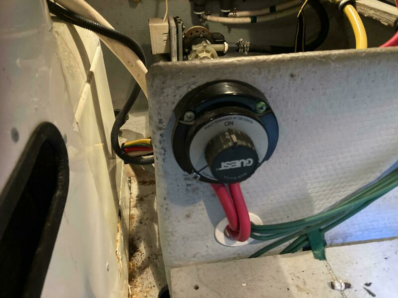 NAUTI  DOGZ 43ft Silverton Yacht For Sale