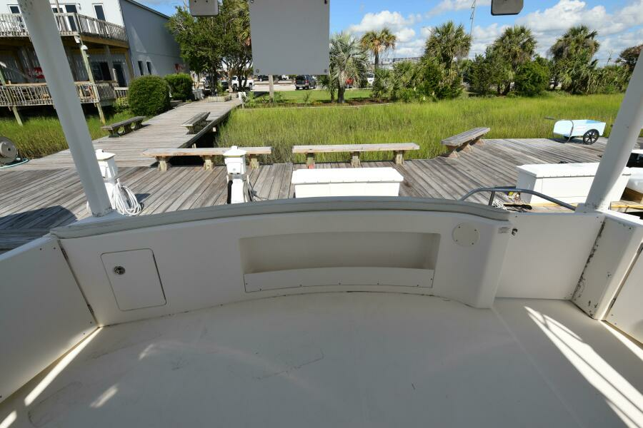 NAUTI  DOGZ 43ft Silverton Yacht For Sale