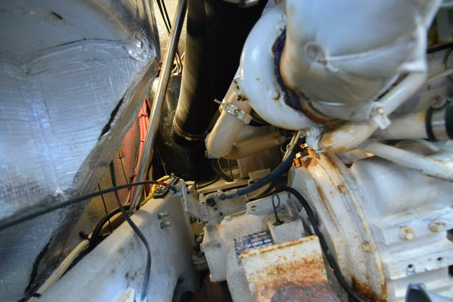 NAUTI  DOGZ 43ft Silverton Yacht For Sale