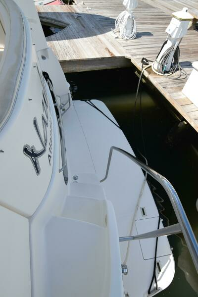 NAUTI  DOGZ 43ft Silverton Yacht For Sale