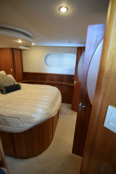 NAUTI  DOGZ 43ft Silverton Yacht For Sale