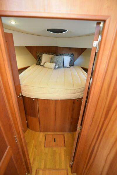 NAUTI  DOGZ 43ft Silverton Yacht For Sale