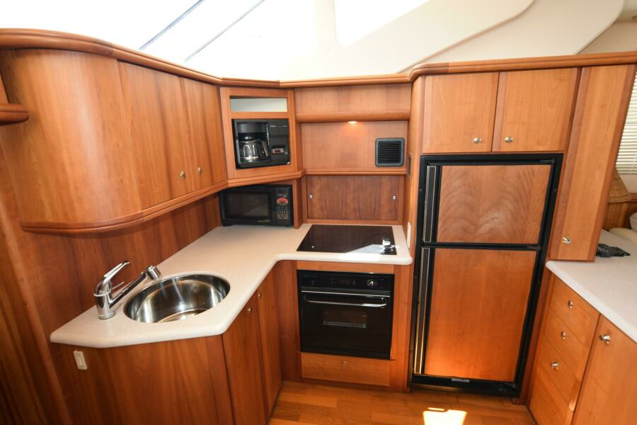 NAUTI  DOGZ 43ft Silverton Yacht For Sale
