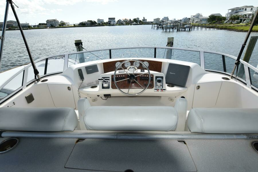 NAUTI  DOGZ 43ft Silverton Yacht For Sale