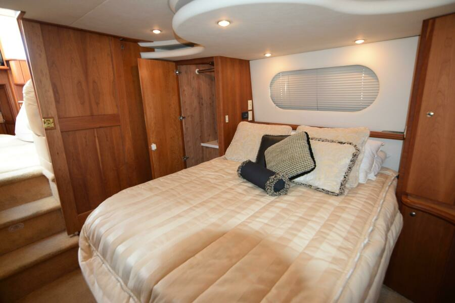 NAUTI  DOGZ 43ft Silverton Yacht For Sale