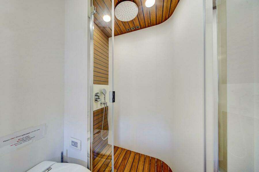 Transcendence 78ft Azimut Yacht For Sale