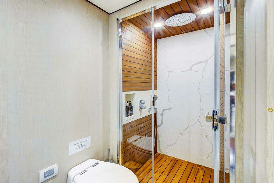 Transcendence 78ft Azimut Yacht For Sale Transcendence 78ft Azimut Yacht For Sale