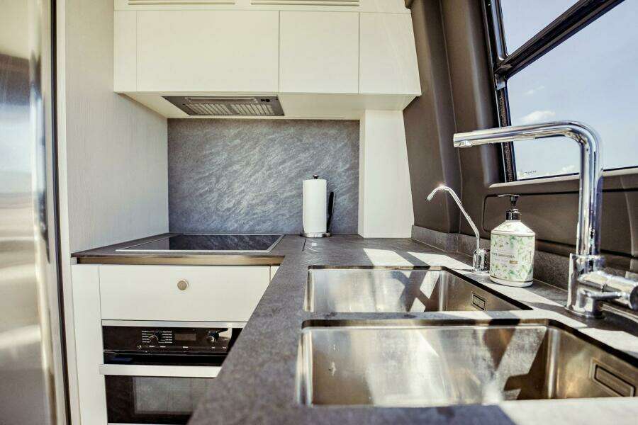 Transcendence 78ft Azimut Yacht For Sale