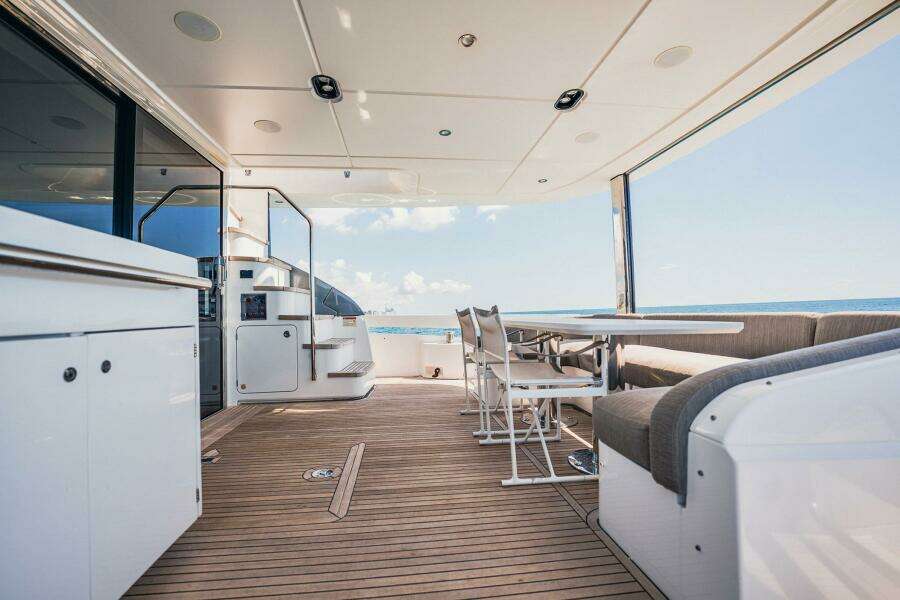 Transcendence 78ft Azimut Yacht For Sale