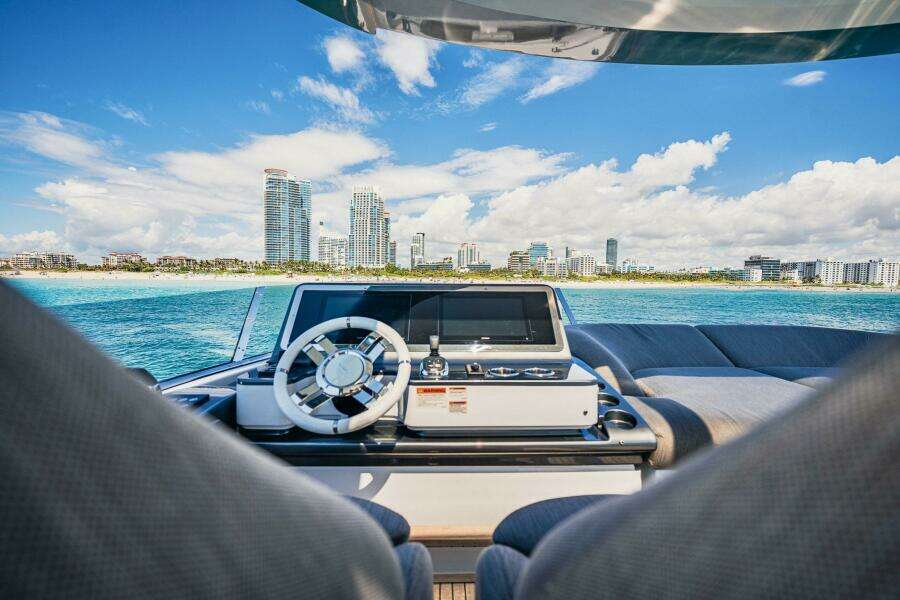 Transcendence 78ft Azimut Yacht For Sale