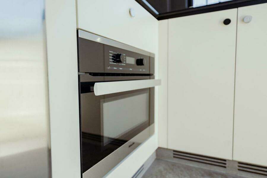 Transcendence 78ft Azimut Yacht For Sale Transcendence 78ft Azimut Yacht For Sale