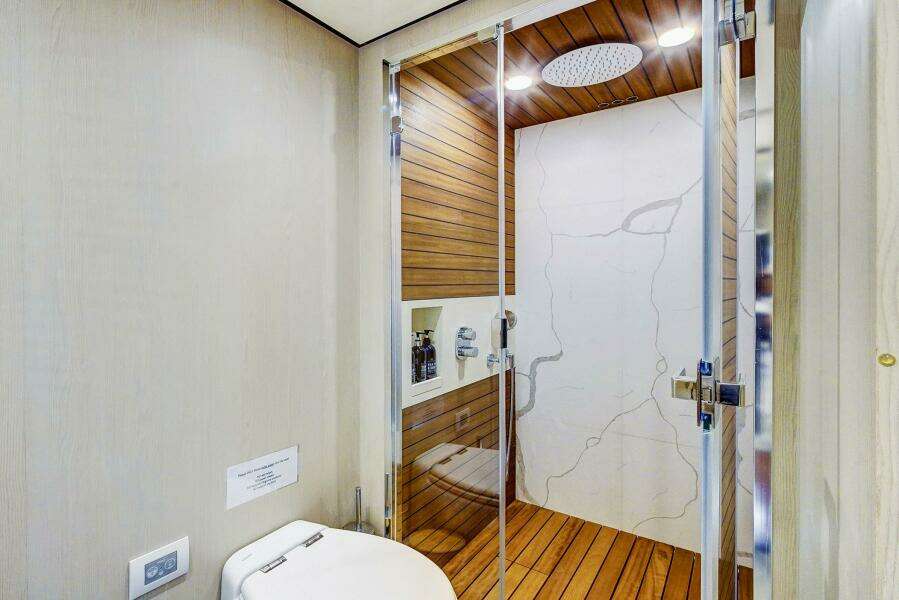 Transcendence 78ft Azimut Yacht For Sale