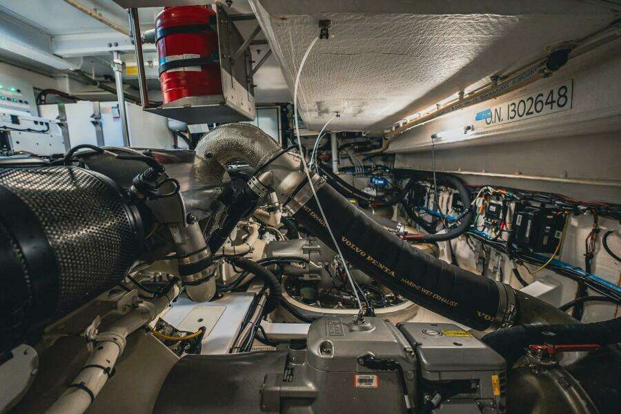 Transcendence 78ft Azimut Yacht For Sale