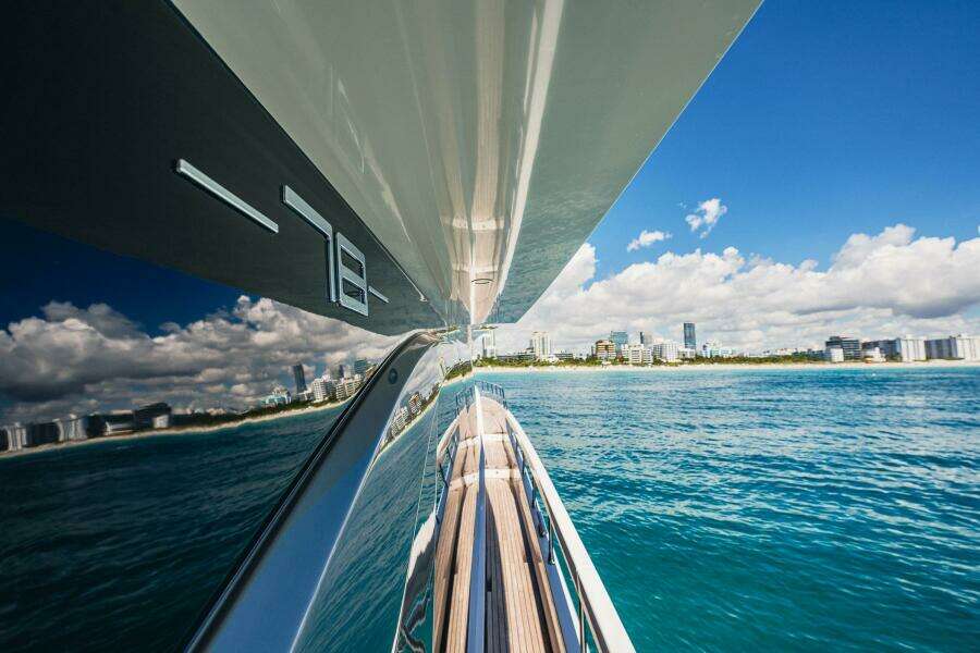 Transcendence 78ft Azimut Yacht For Sale