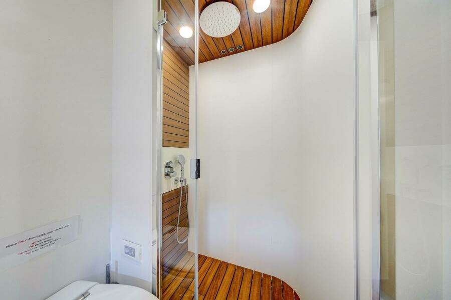 Transcendence 78ft Azimut Yacht For Sale Transcendence 78ft Azimut Yacht For Sale