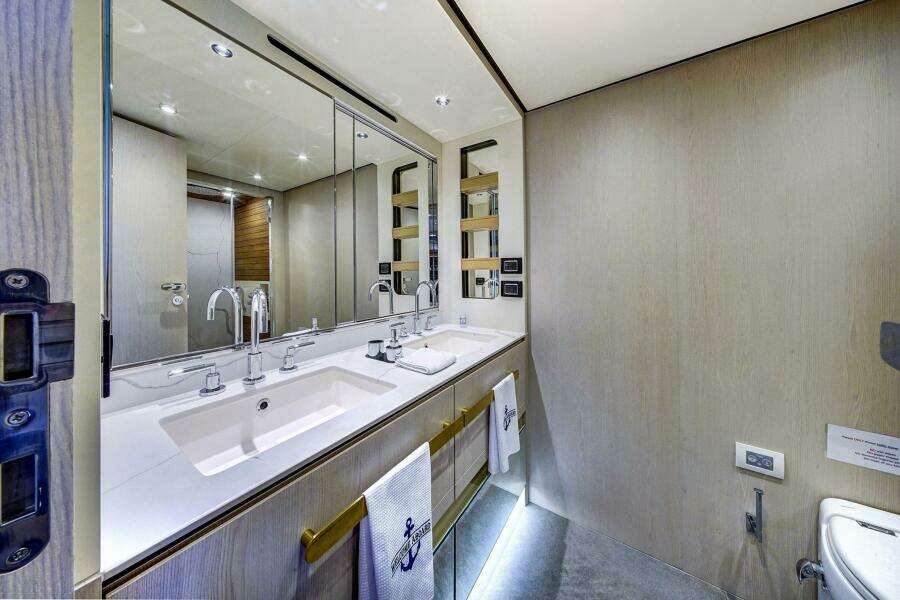 Transcendence 78ft Azimut Yacht For Sale