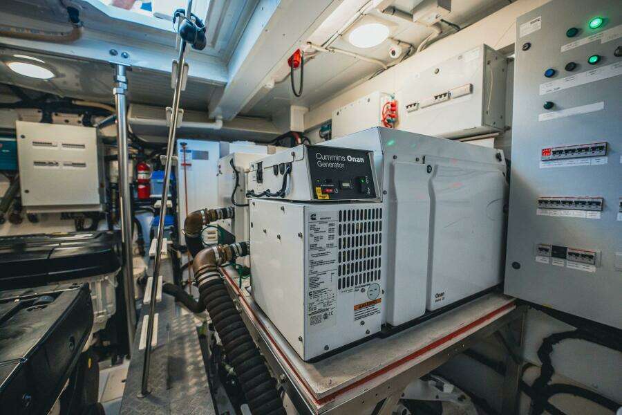 Transcendence 78ft Azimut Yacht For Sale Transcendence 78ft Azimut Yacht For Sale