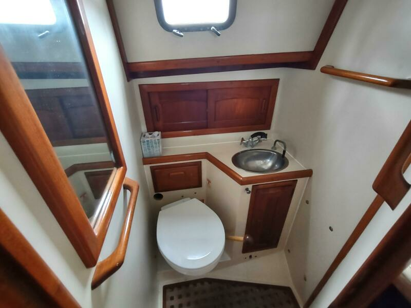 ALTHEA 34ft Pacific Seacraft Yacht For Sale