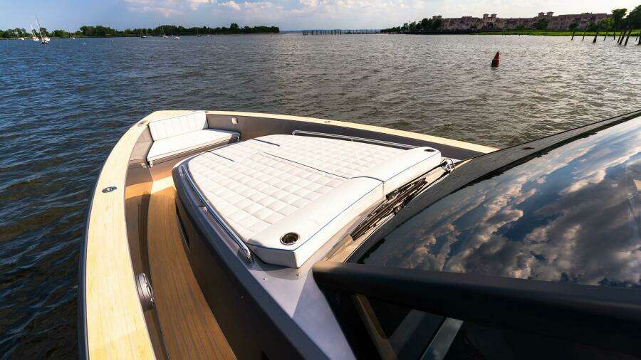 AVAILABLE NOW 43ft Pardo Yachts Yacht For Sale AVAILABLE NOW 43ft Pardo Yachts Yacht For Sale