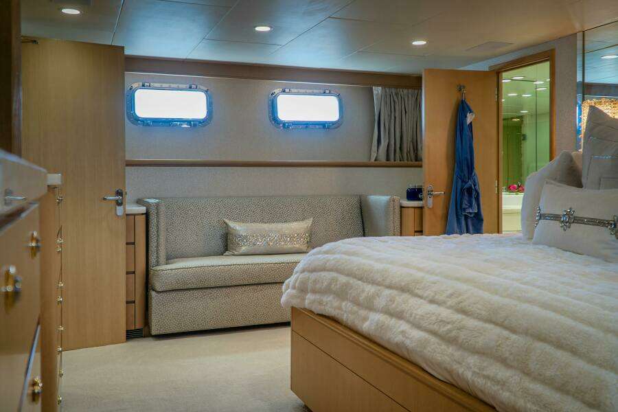 GALE WINDS 122ft Delta Marine Yacht For Sale