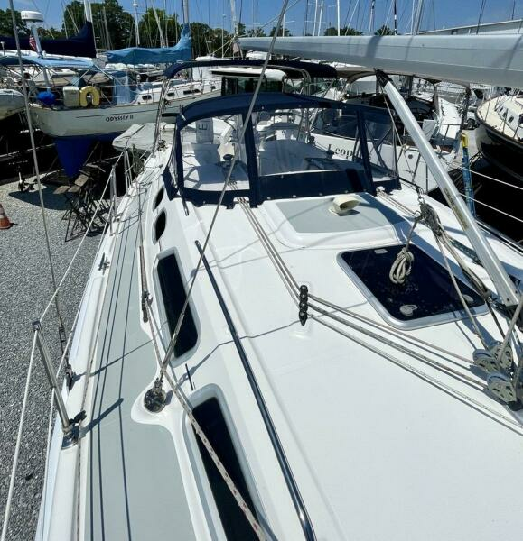 ANDIAMO 36ft Hunter Yacht For Sale