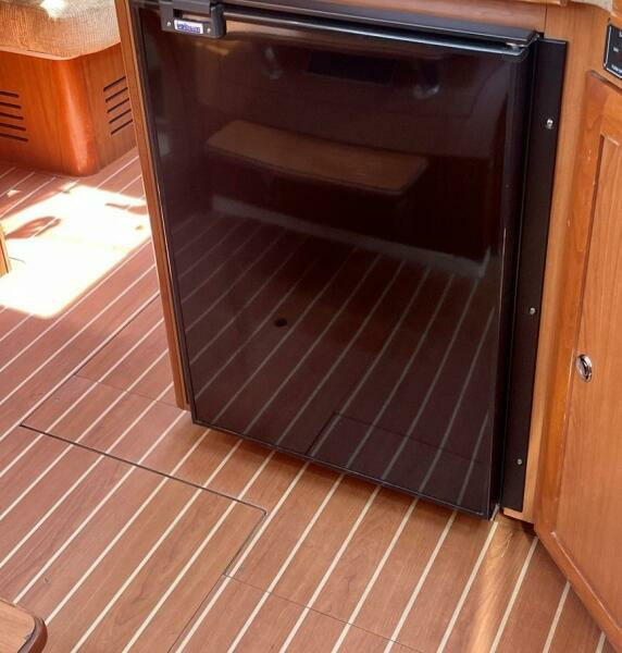 ANDIAMO 36ft Hunter Yacht For Sale