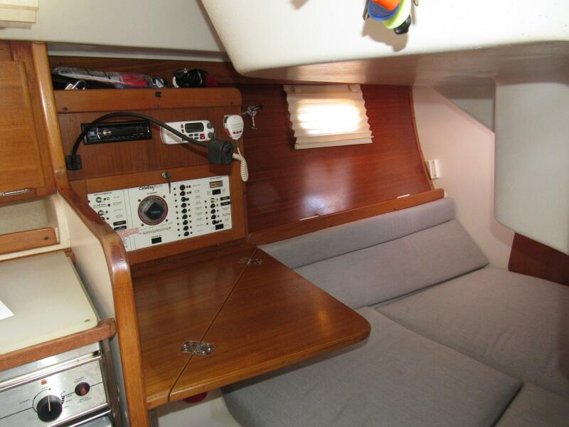 2001 Catalina 310
