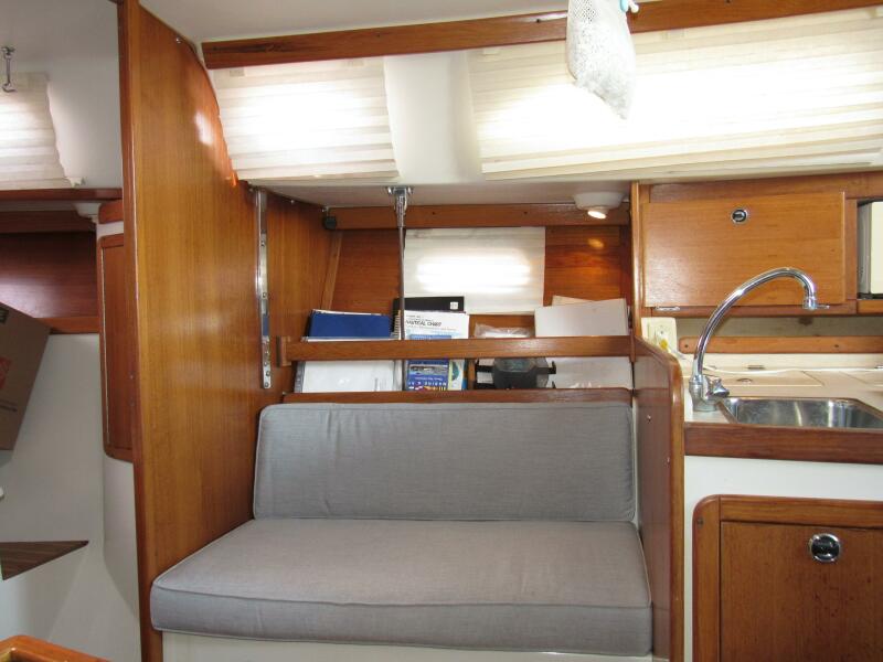 2001 Catalina 310
