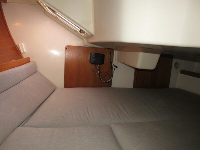 2001 Catalina 310