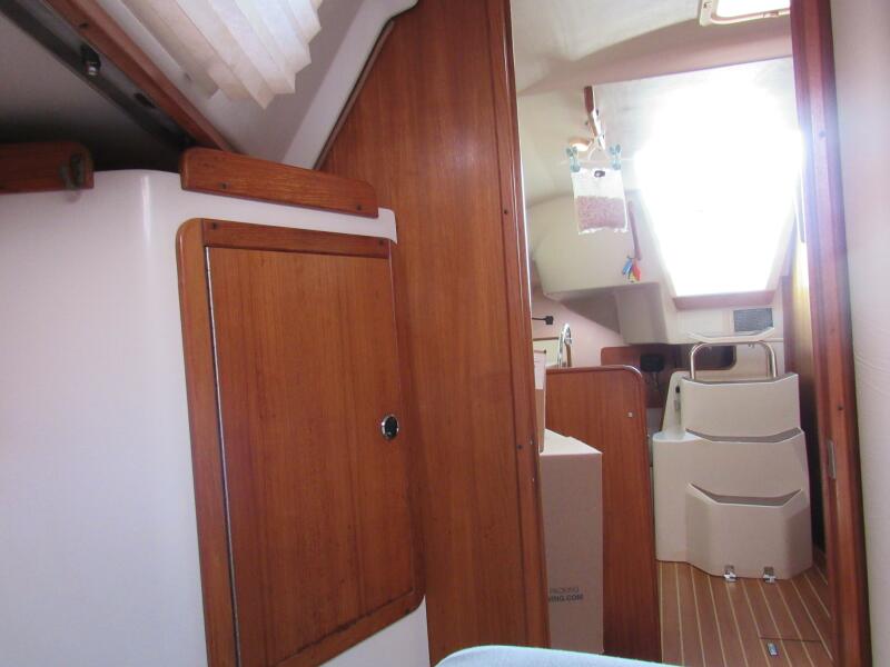 2001 Catalina 310