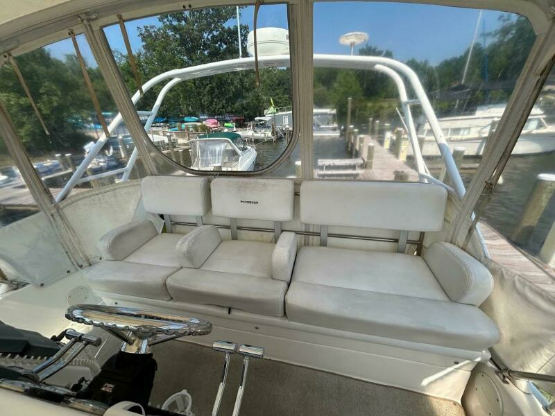 Cecelia 35ft Silverton Yacht For Sale