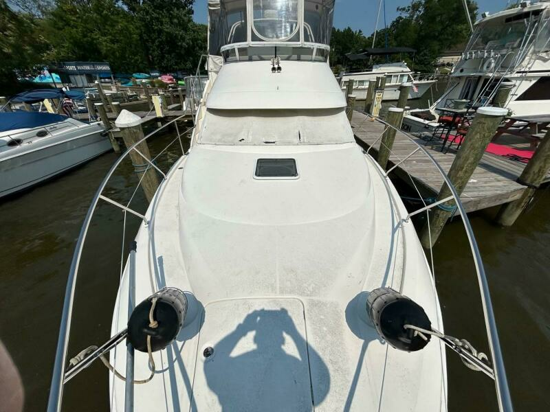 Cecelia 35ft Silverton Yacht For Sale