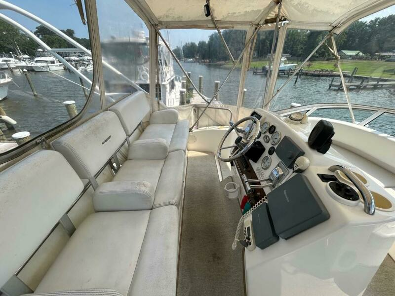 Cecelia 35ft Silverton Yacht For Sale
