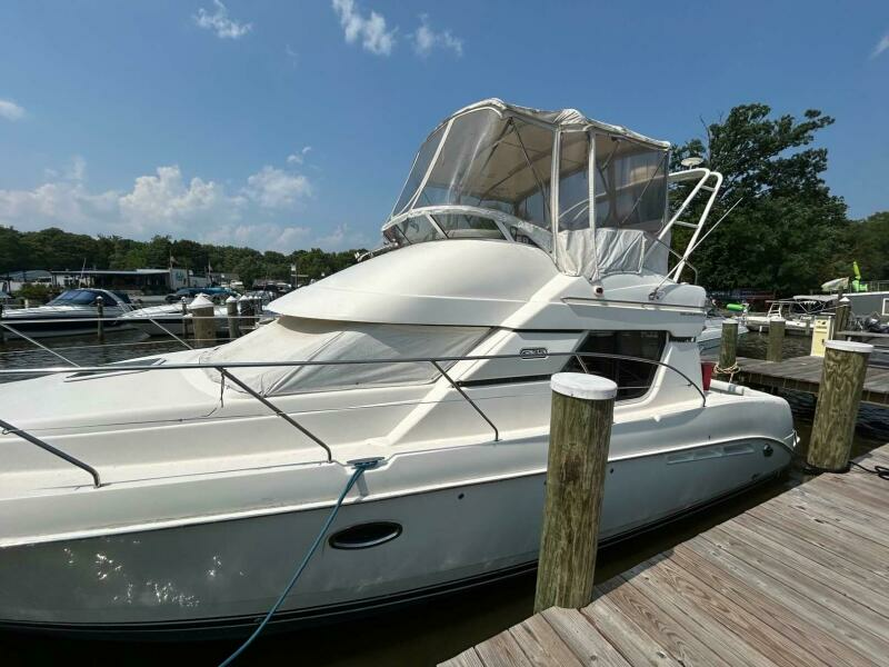 Cecelia 35ft Silverton Yacht For Sale