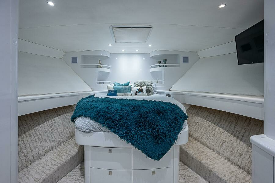 COURTNEY ANNE 80ft Donzi Yacht For Sale