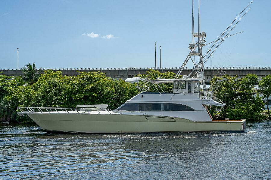 COURTNEY ANNE 80ft Donzi Yacht For Sale
