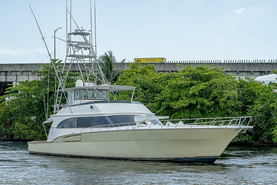 COURTNEY ANNE 80ft Donzi Yacht For Sale
