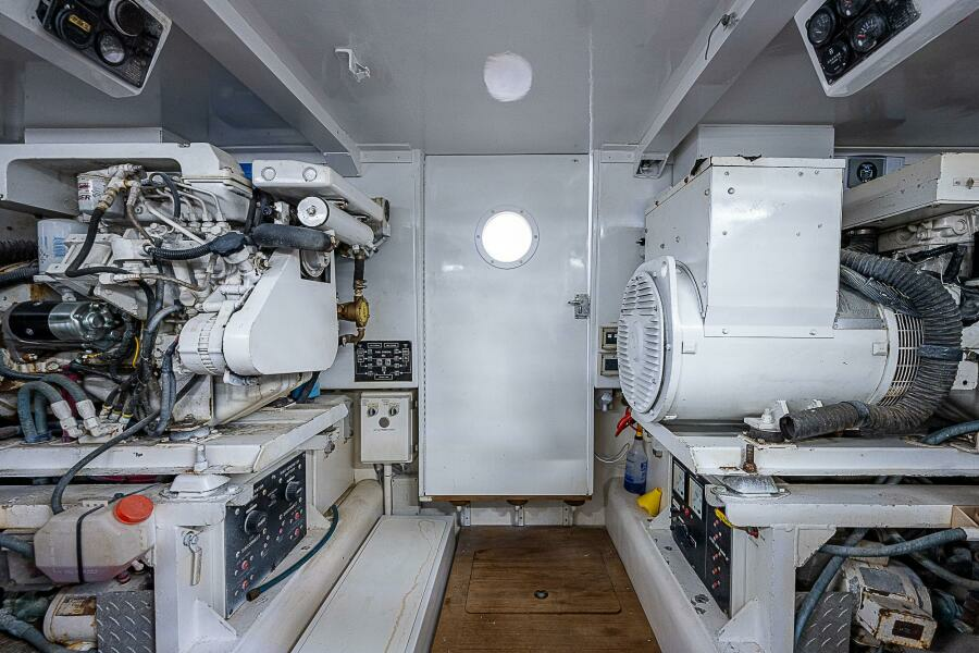 COURTNEY ANNE 80ft Donzi Yacht For Sale
